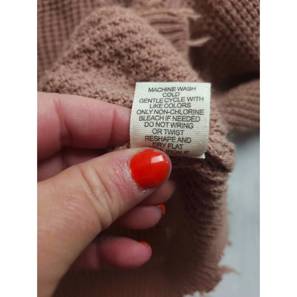 Moon & Madison Sweater Womens Medium Brown Knit Crop Pullover Long Sleeve Fringe - Picture 6 of 7